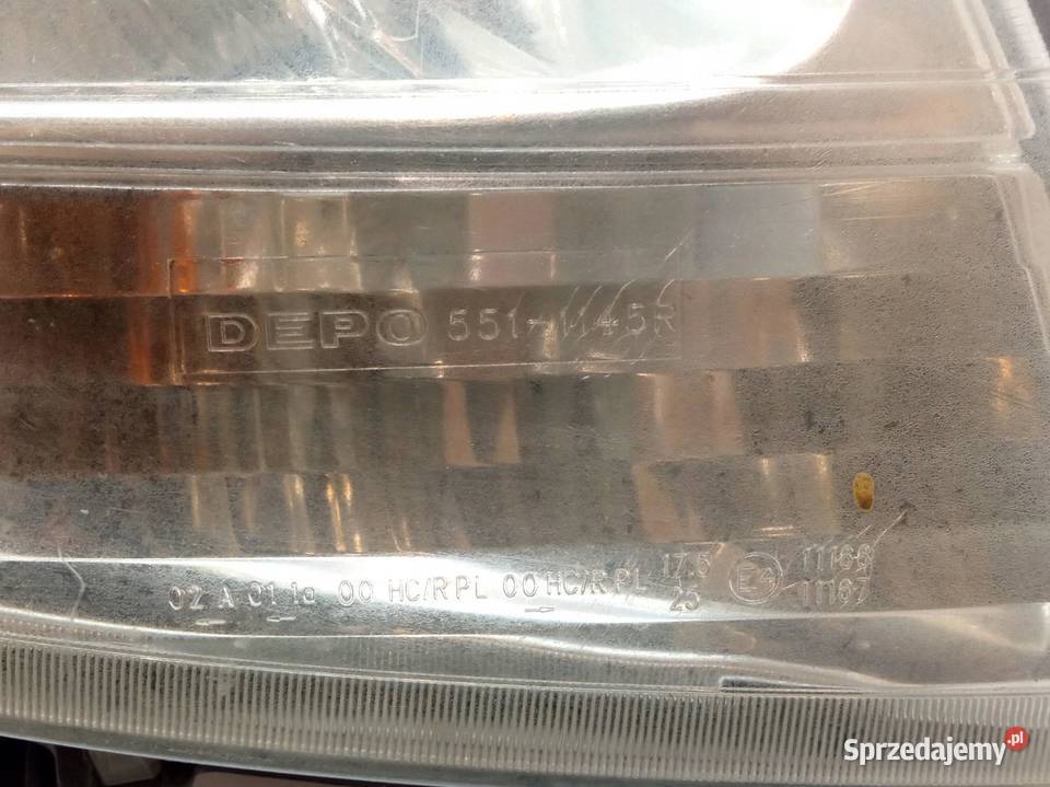 LAMPA PRZÓD PRAWA EUROPA Renault Kangoo I świętokrzyskie