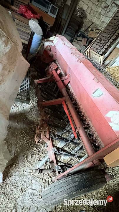 SPRZEDAM Rozsiewacz Siewnik Opryskiwacz świętokrzyskie Pisary