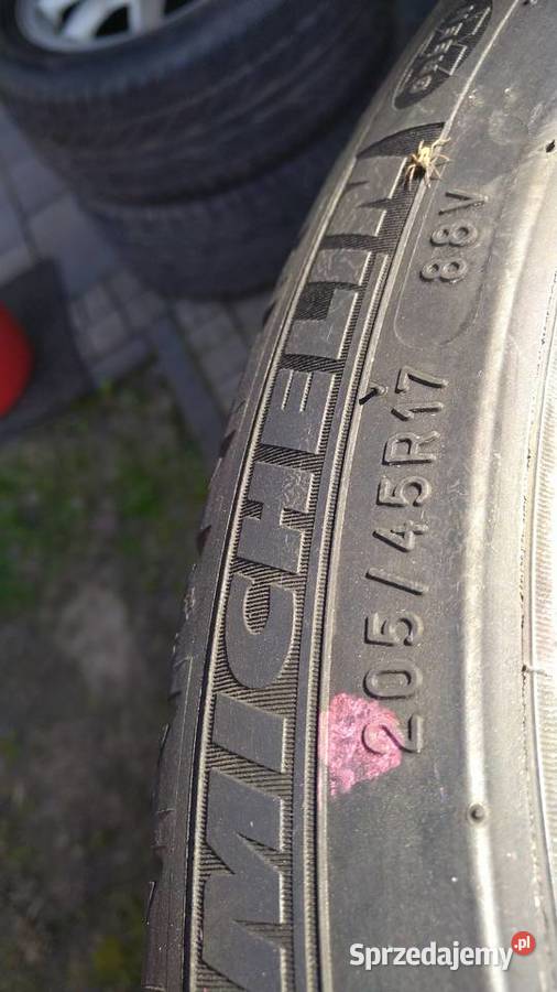opony lato Michelin 205 45 17 Żabno sprzedam