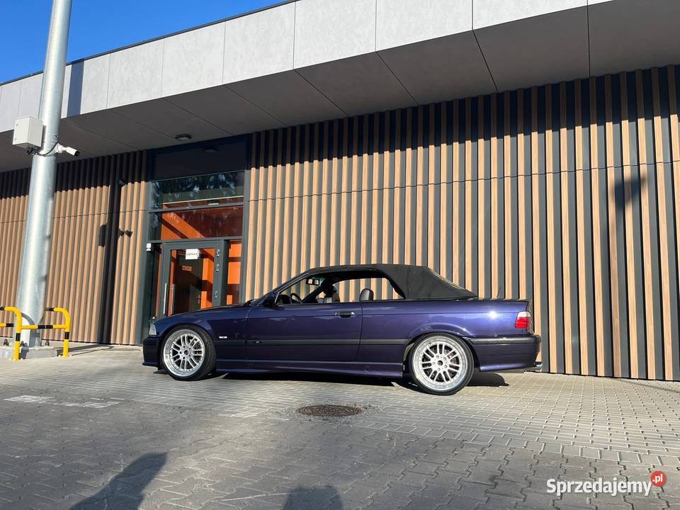 BMW E36 Cabrio Technoviolett r6 320i Lubin