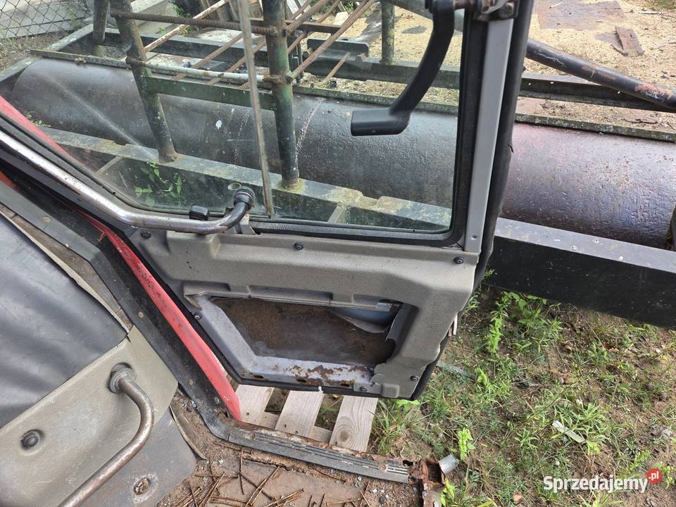 Drzwi lewe massey 3000 Rolnictwo Przedświt