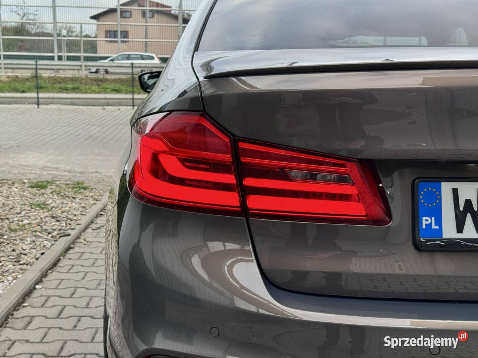 BMW M5 Salon Polska Bezwypadkowy Bowers Wilkins szary małopolskie Węgrzce