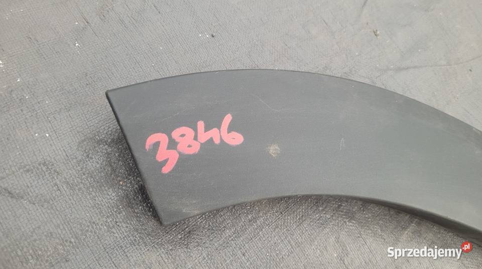 LISTWA BŁOTNIKA LEWY PRZÓD DACIA DUSTER II 17 Listwy i nakładki