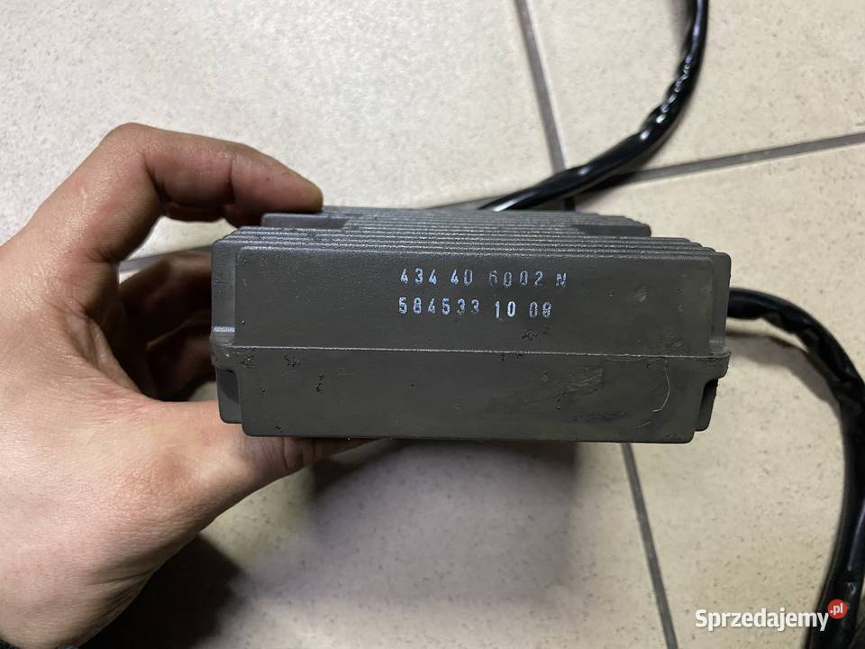 Regulator napięcia Piaggio MP3 250300 Brzeszcze