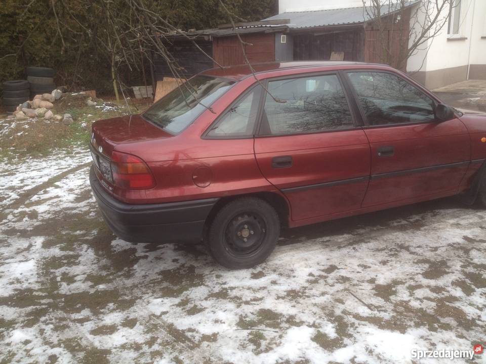Okazja Opel Astra F 14 z 1997 rSedanSalon Polska Marki