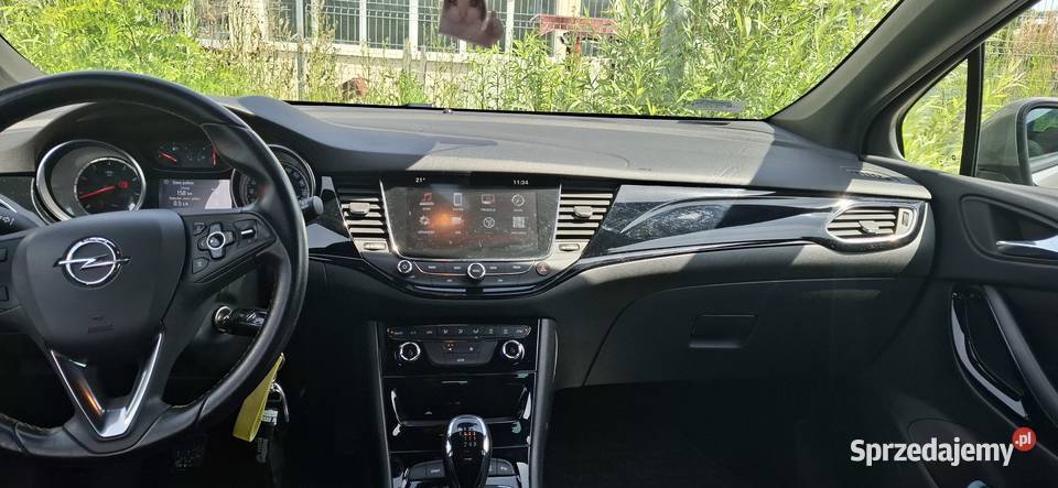 Opel Astra V 2017r 14T benzyna niski przebieg Olsztyn sprzedam