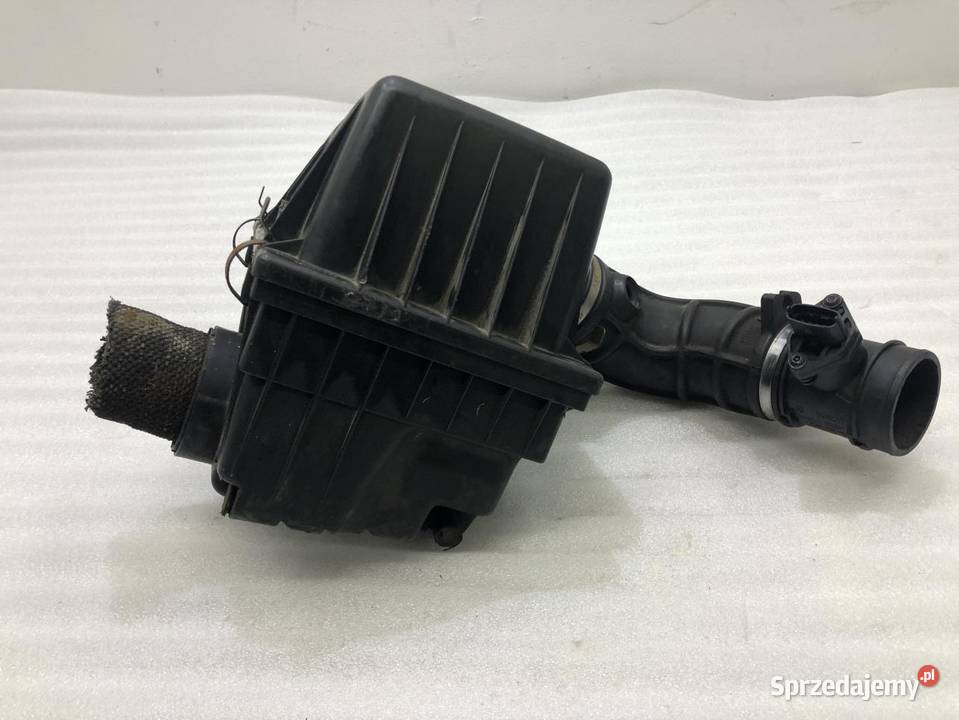 OBUDOWA FILTRA POWIETRZA OPEL VECTRA B 90499598 Obudowy filtrów