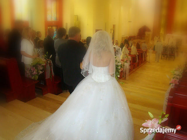 Cudowna suknia ślubna Demetrios 933 do Koszalin sprzedam
