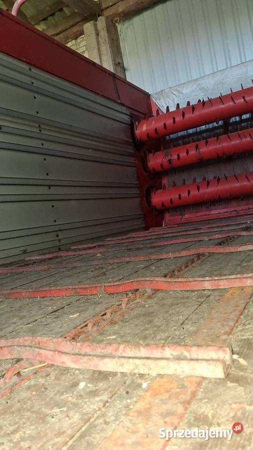 Przyczepa samozbierająca krone Niewiarowo-Sochy