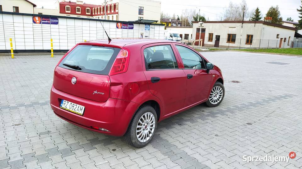 Fiat Grande Punto 14 77 piękny czerwony kolor Rzeszów
