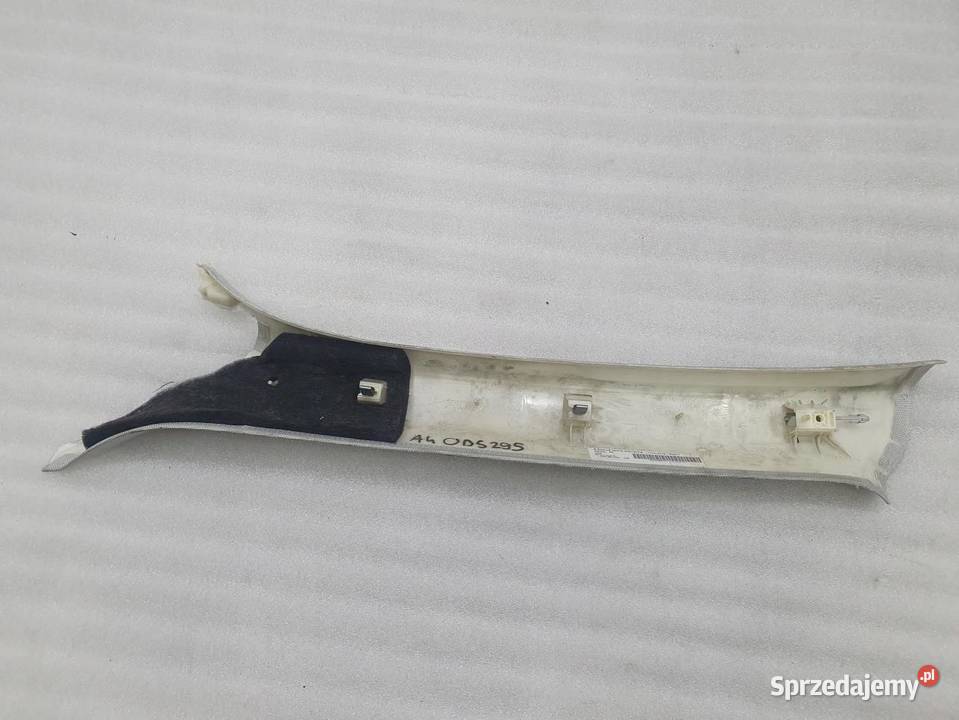OSŁONA SŁUPKA PRAWA AUDI A4 B8 8K0867234B sprzedam