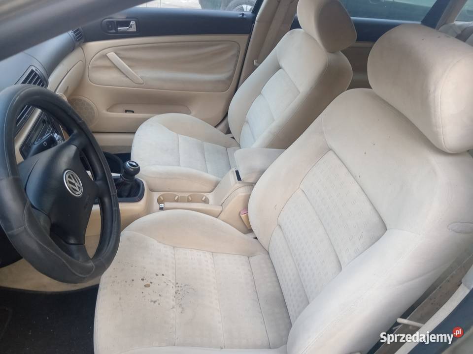 Passat B5 FL lift wnętrze beżowe osobowe Teolin