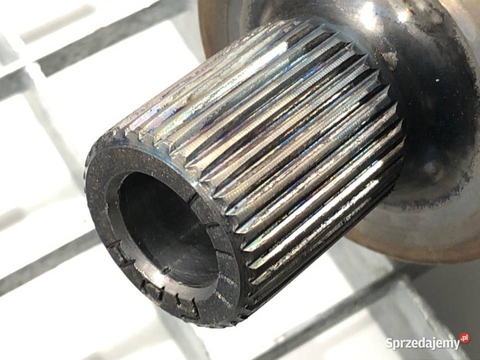 PÓŁOŚ LEWY TYŁ SKODA SUPERB III 20 280 Kombi Półosie