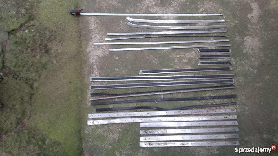 Listwy boczne drzwi Fiat 125p podkarpackie