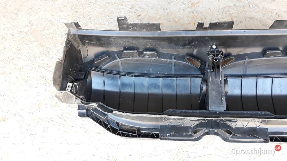 BMW F40 ŻALUZJA ROLETA KIEROWNICA POWIETRZA wielkopolskie Zatom Stary sprzedam