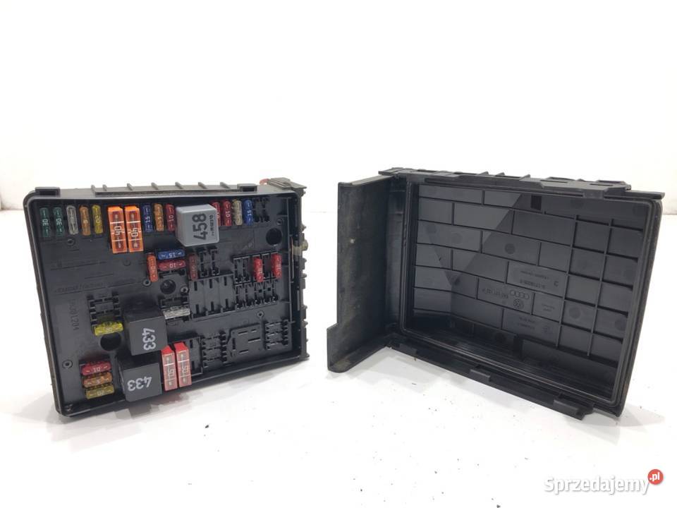 SKRZYNKA BEZPIECZNIKÓW VW TOURAN 1K0937803P osobowe sprzedam