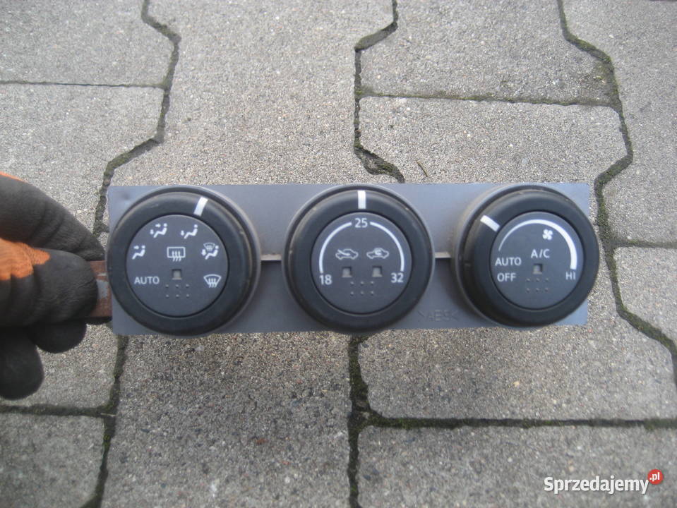NISSAN XTRAIL T30 PANEL STEROWANIA ogrzewania Rakoniewice