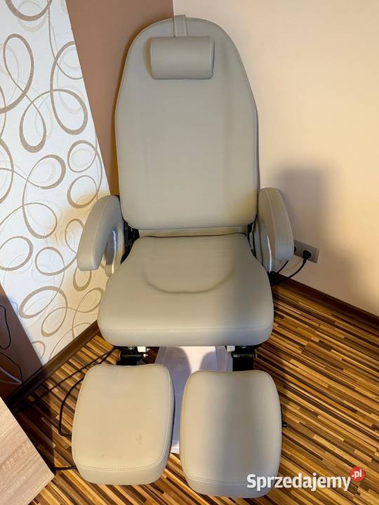Fotel kosmetyczno podologiczny regulowany Wyposażenie salonów Kielce