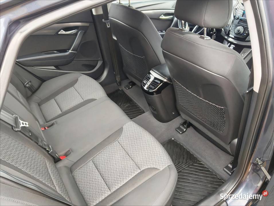 Sprzedam Hyundaia i 40 sedan Niemyje Nowe sprzedam
