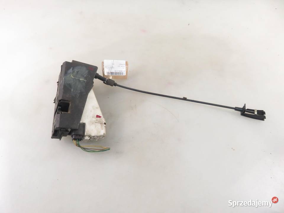 ZAMEK PRAWY PRZEDNI PEUGEOT PARTNER II 828405 osobowe