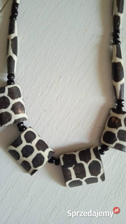 NASZYJNIKI Z EKOLOGICZNEJ KOŚCI I KORALIKÓW Piła