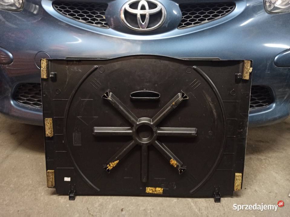 647710H010H OSŁONA KOŁA ZAPASOWEGO TOYOTA AYGO Półki tylne Dębica