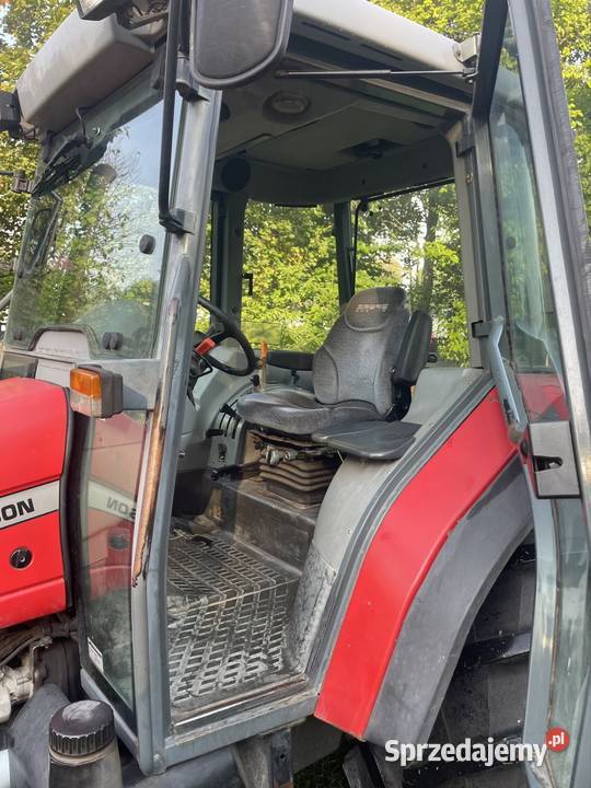 Massey Ferguson 4255 łódzkie Borysew