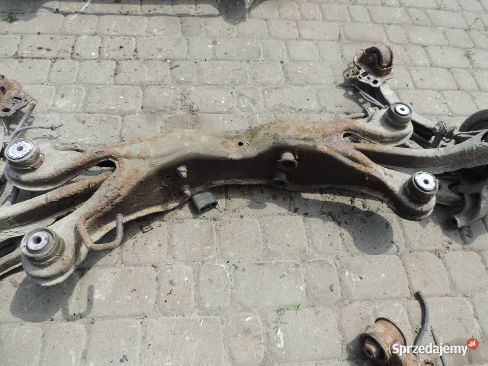OPEL VECTRA B SEDAN SANKI TRAWERS TYŁ OŚ TYLNA Nowy Sącz