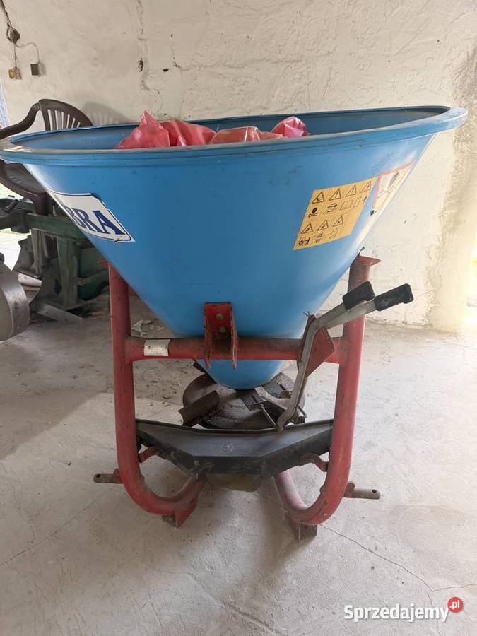 Rozsiewacz do nawozów ABRA 400500 L łódzkie Lipno