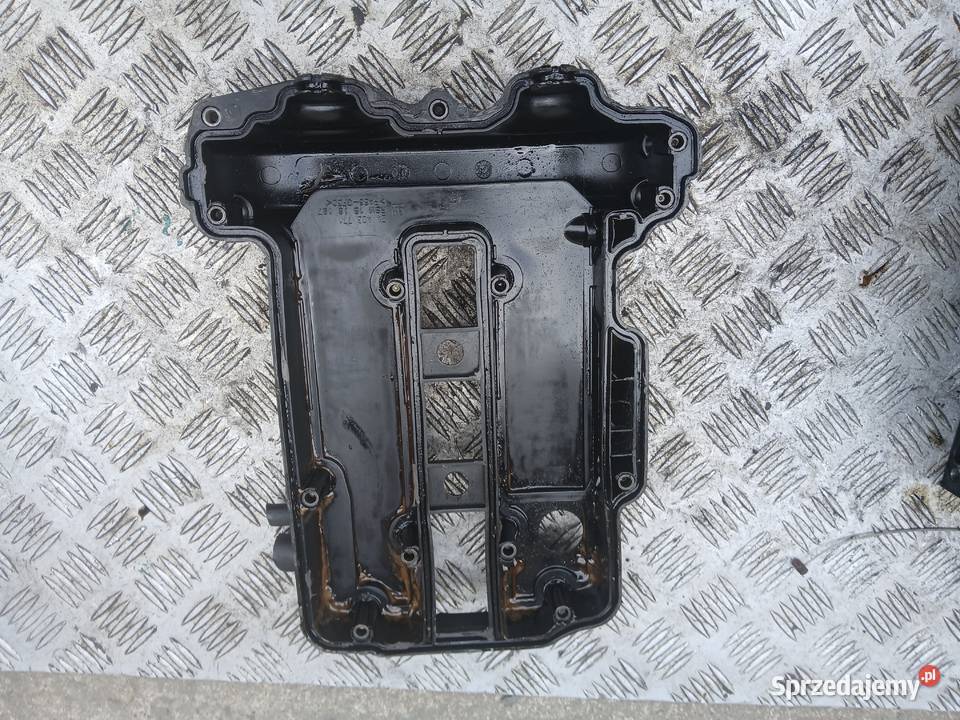 Pokrywa zaworów silnika 24403771 Opel Z10XEP Radłów
