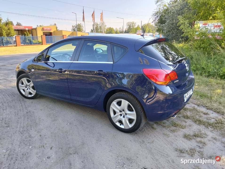 Opel Astra J 14T 120 nieuszkodzony Astra