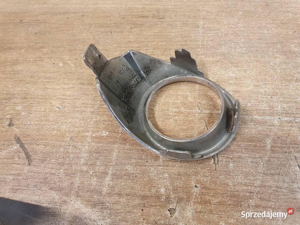 FORD FIESTA MK7 RAMKA HALOGENU LEWA 8A6115A223C Międzychód