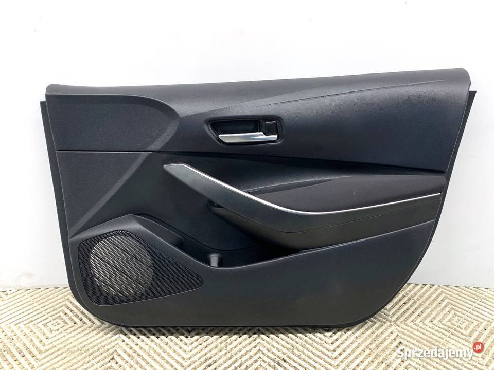 BOCZEK DRZWI PRAWY PRZÓD TOYOTA COROLLA E21