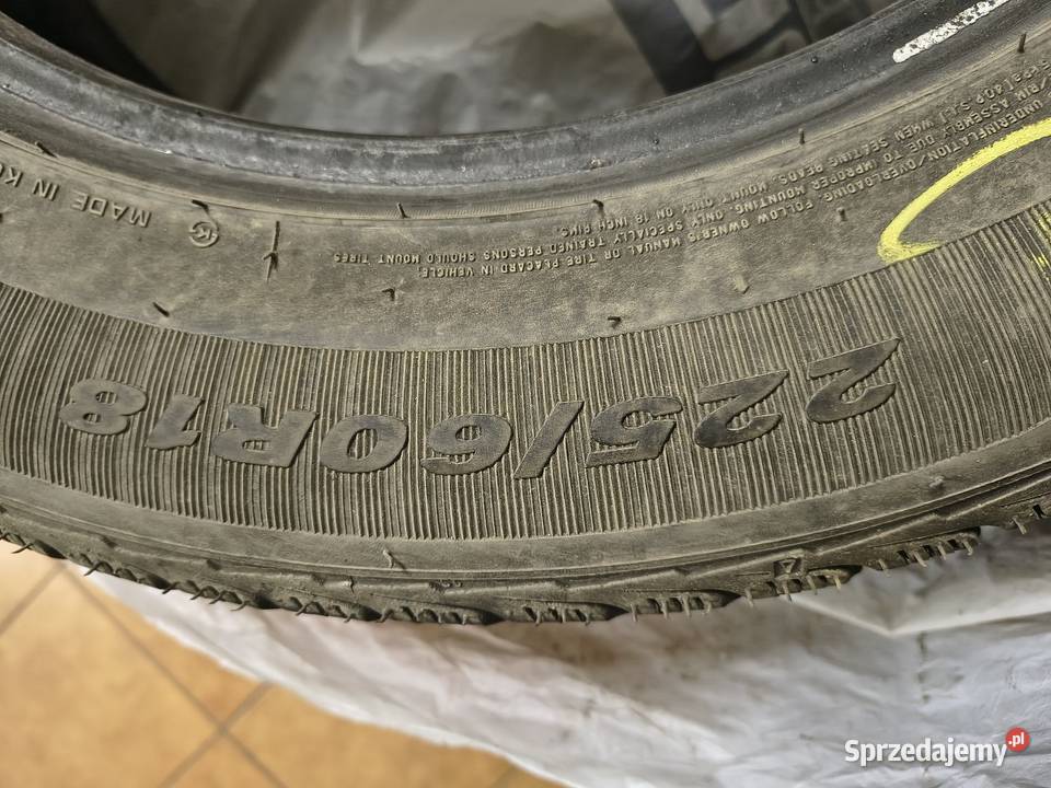 Opony zimowe 225 60 18