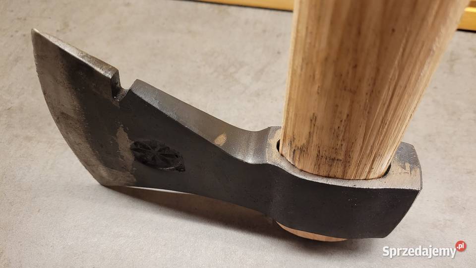 Siekiera kuta 1 kowalstwo kuta stal Wysylka Bydgoszcz