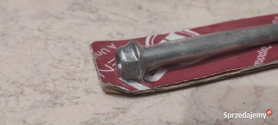 Honda CBR 900 śruba mocowania silnika