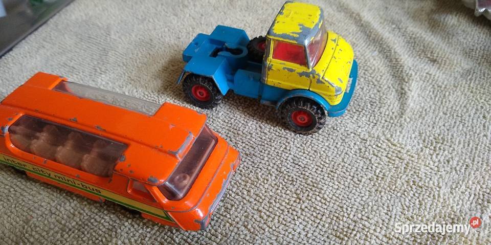 Resoraki lata 70 PRL Corgi Minibus i Mercedes kujawsko-pomorskie Bydgoszcz