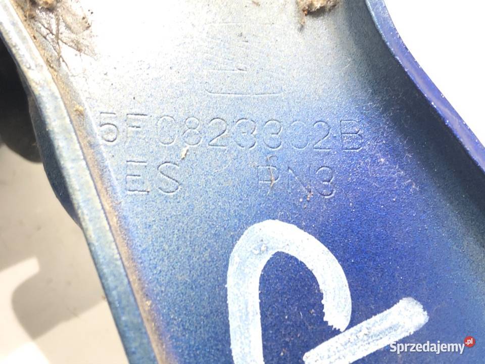 ZAWIAS MASKI PRAWY PRZÓD SEAT LEON III Hatchback