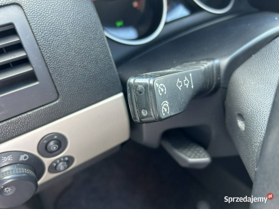 Opel Astra 7 lat 1en wł klima tempomat 6bieg Żory