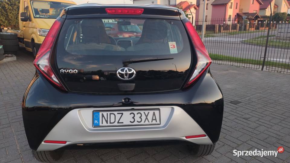 TOYOTA AYGO AUTOMAT 10 z automatyczną skrzynią wielofunkcyjna kierownica Działdowo