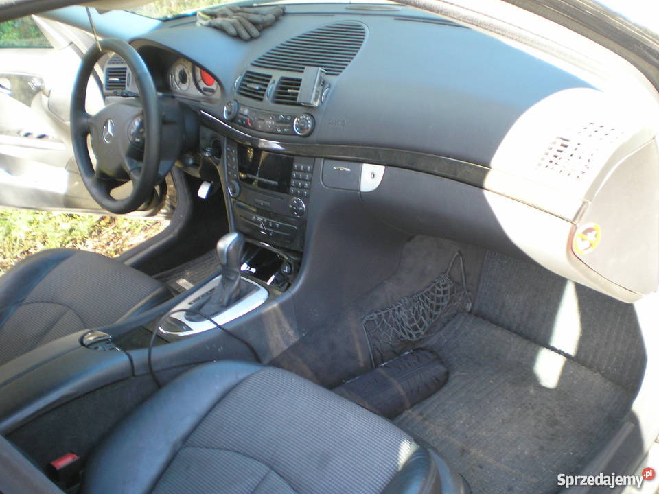 Mercedes E270 w211 Avantgarde lekko uszkodzony Częstochowa
