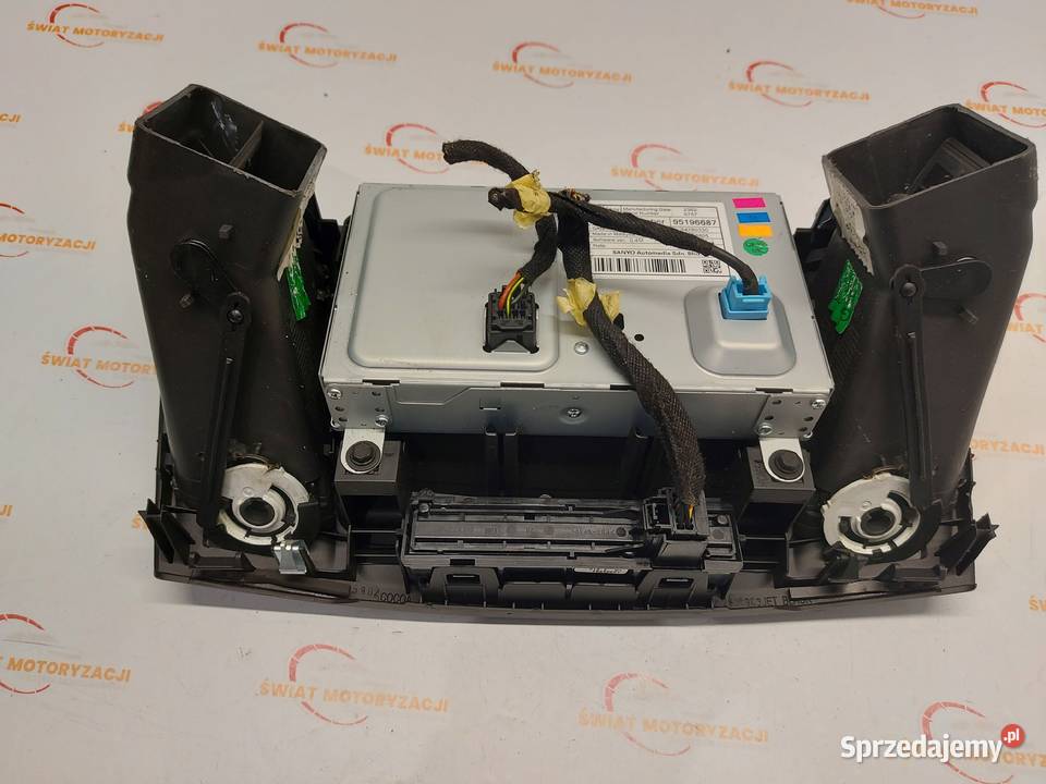 INSIGNIA A LIFT 13r wyświetlacz radia 95196687 Kielce