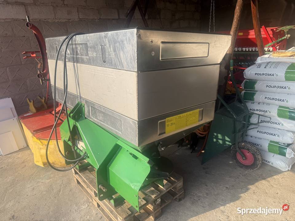 Rozsiewacz Unia MX850 nieuszkodzony Wojsławice