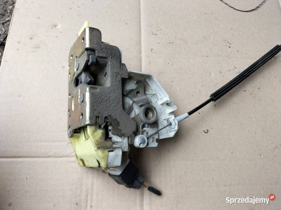 FORD MONDEO MK2 RĄCZKA ZAMEK DRZWI LEWY TYŁ osobowe lubelskie sprzedam