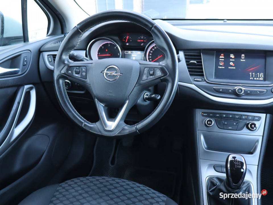 Opel Astra 16 CDTI wielofunkcyjna kierownica