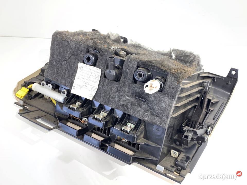 SCHOWEK PASAŻERA PORSCHE PANAMERA SportowyCoupe