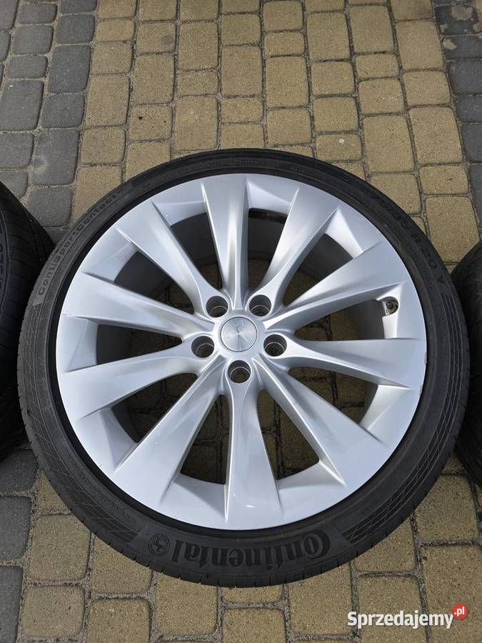 Komplet kół do samochodu elektrycznego Tesla Nieporęt