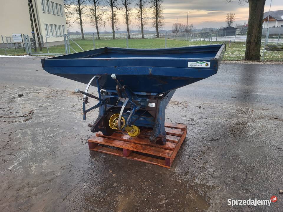 Rozsiewacz do nawozu Bogballe 800 1000 w stanie sprzedam