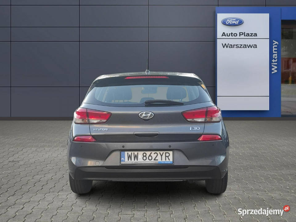 Hyundai i30 14 MPI 100 MT6 Classic J085205 III Warszawa