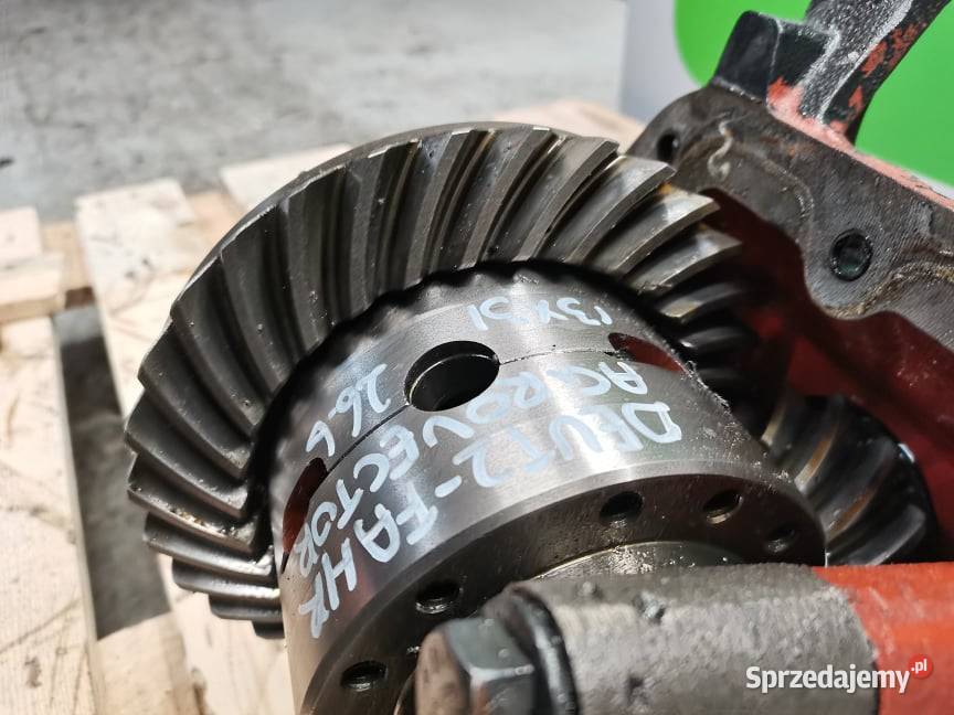 Deutzfahr 266 Agrovector Dyferencjał Carraro Rolnictwo